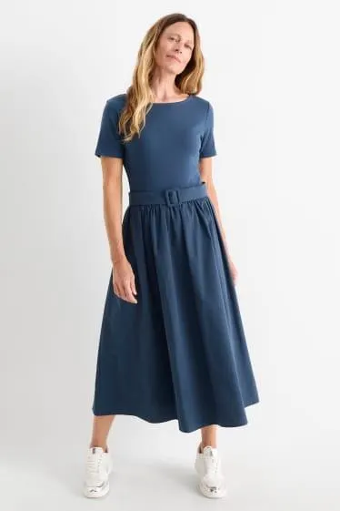 Fit & flare dress with belt