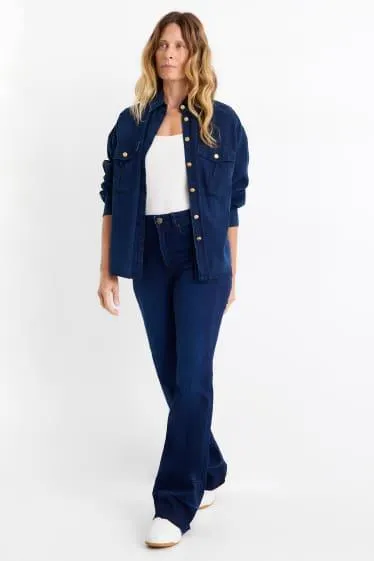 Flared jeans - mid-rise waist