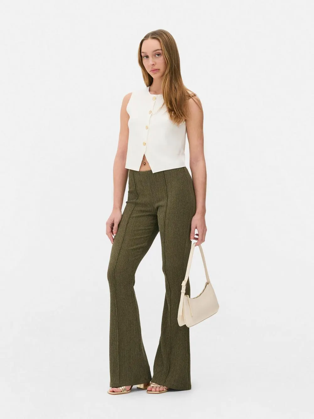 Leggings in Knitteroptik mit ausgestelltem Bein