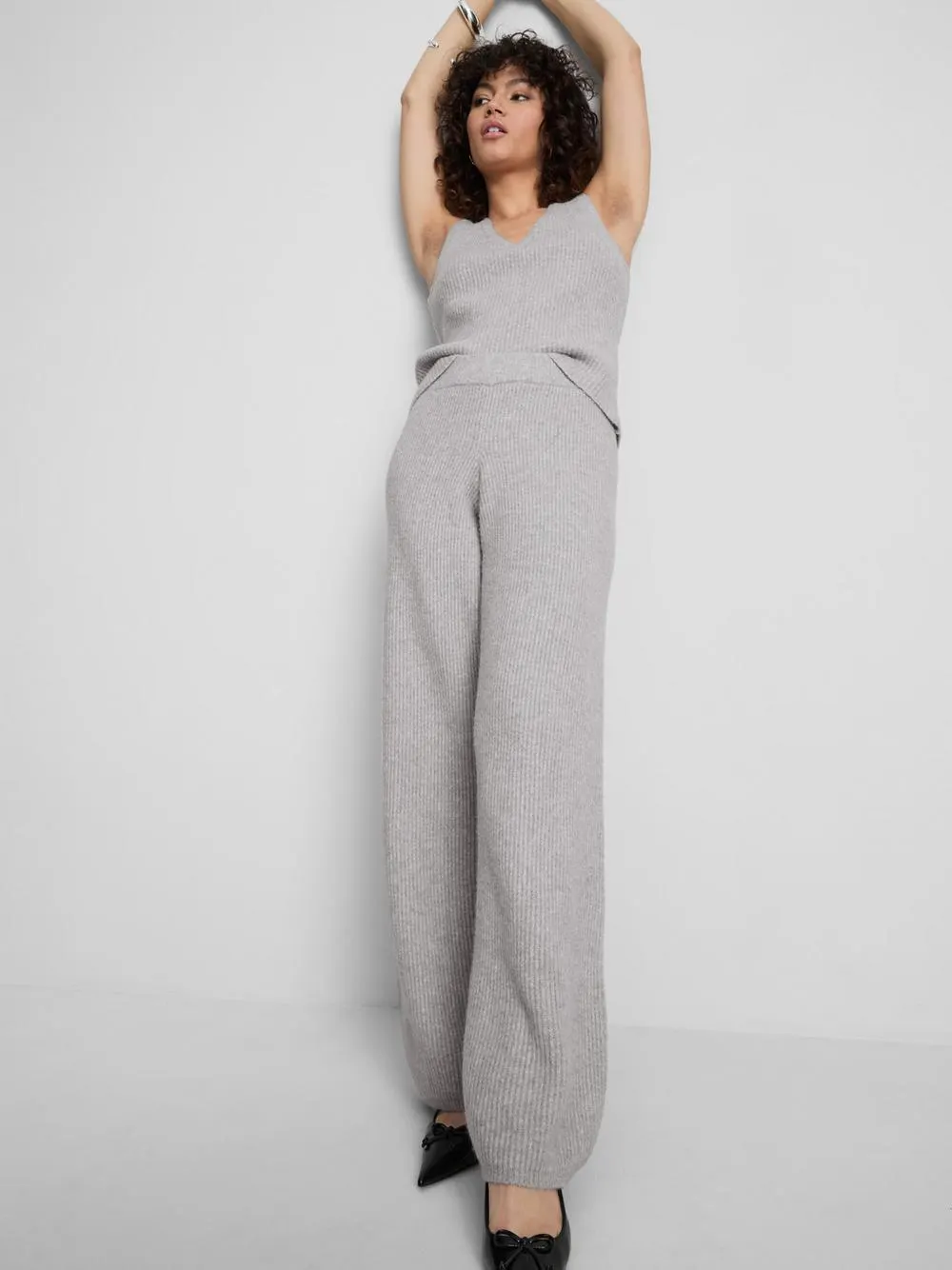 Gerippte Hose mit mittlerer Leibhöhe