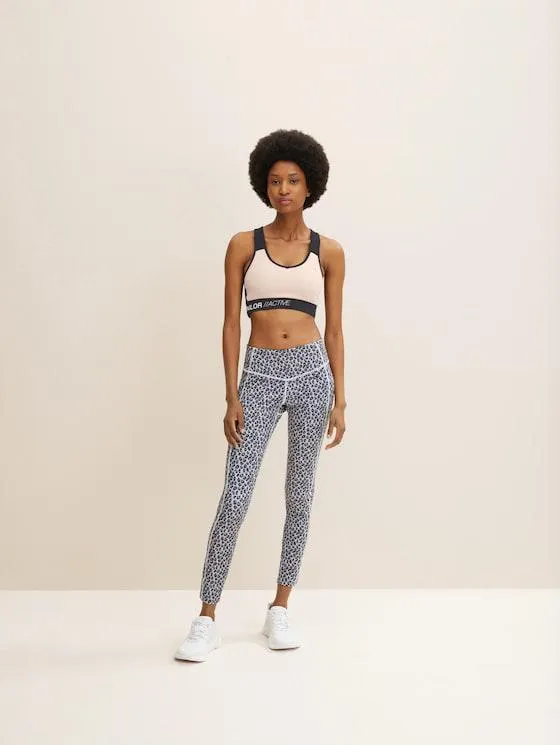 Breathable sports bra