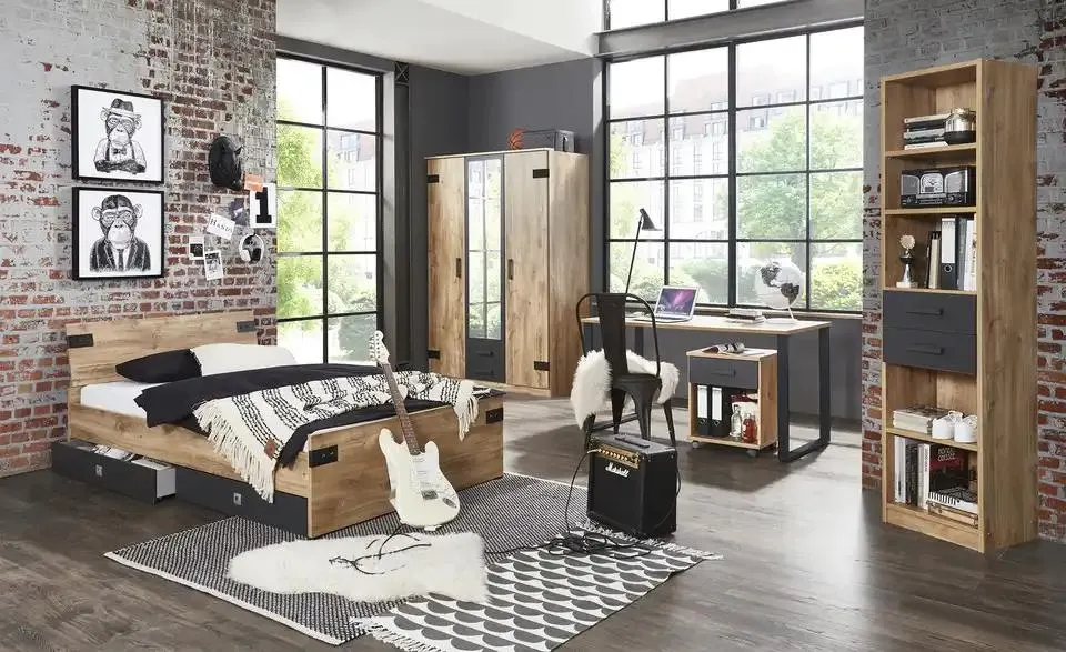 Kleiderschrank, 3-türig