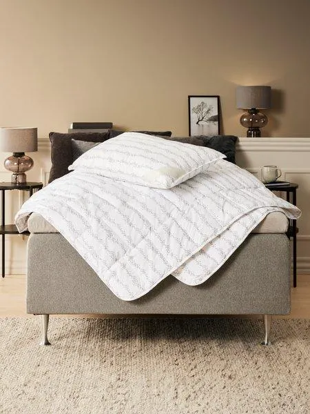 Almohada de fibra 50x70 KNUTSEGGEN