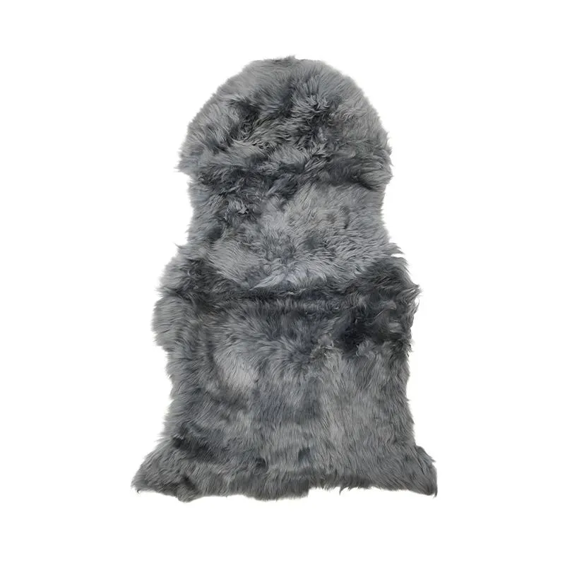Lammeskind New Zealand grå 85 x 55 cm