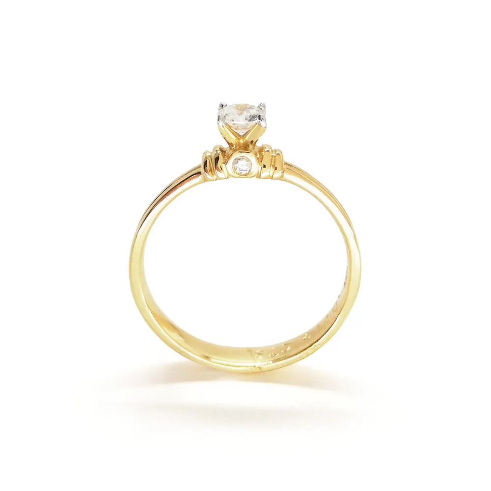 ANILLO SOLITARIO CON DIAMANTES