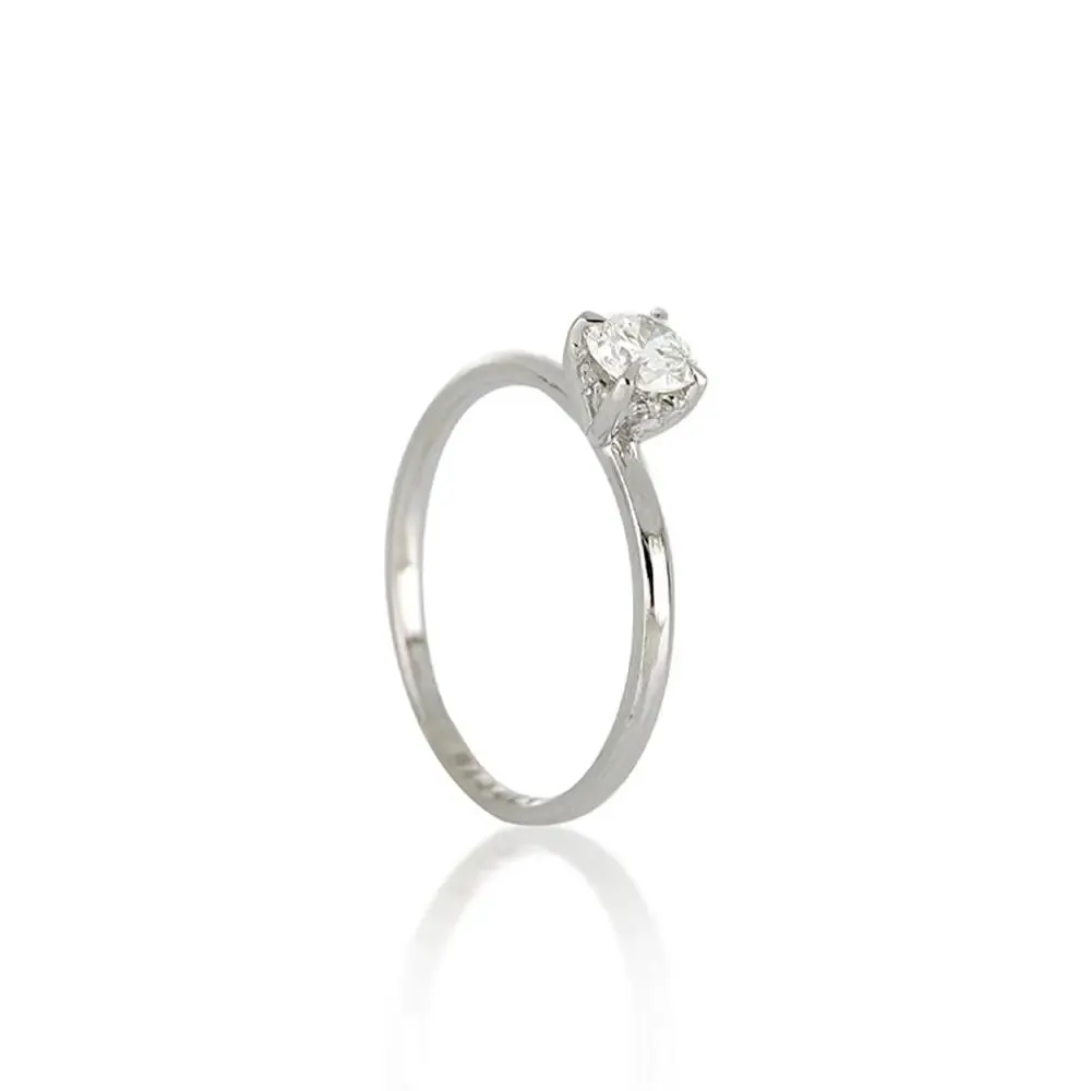 ANILLO SOLITARIO CON DIAMANTES