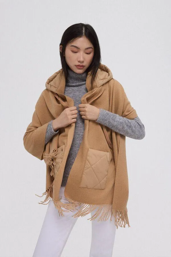 Conjunto de poncho y jersey