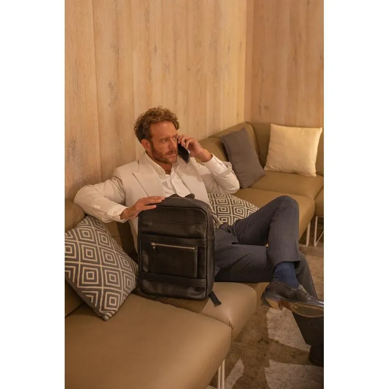 MOCHILA DE PIEL NEGRO EL POTRO BOSTON