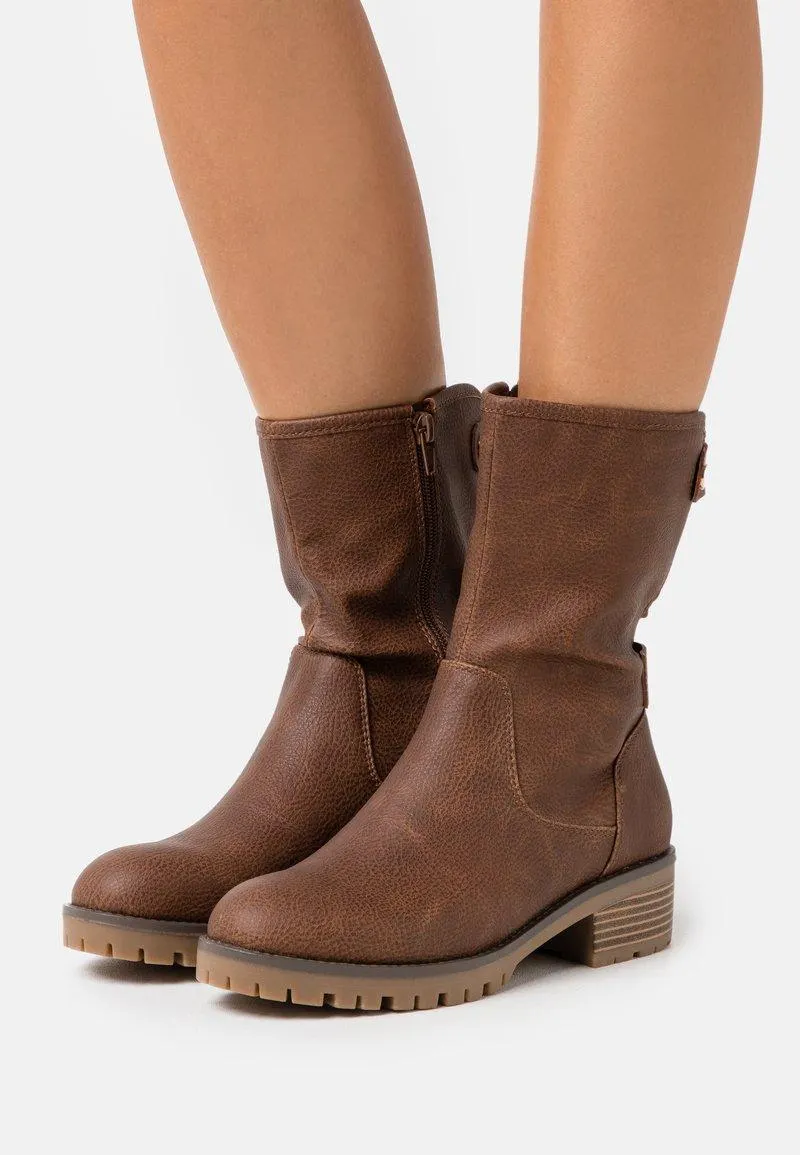 WINTER BOOT - Botas