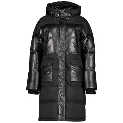 Coat with material mix