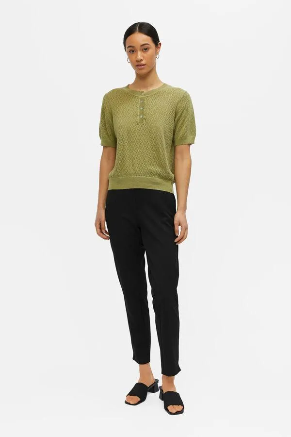 Top de punto de manga corta