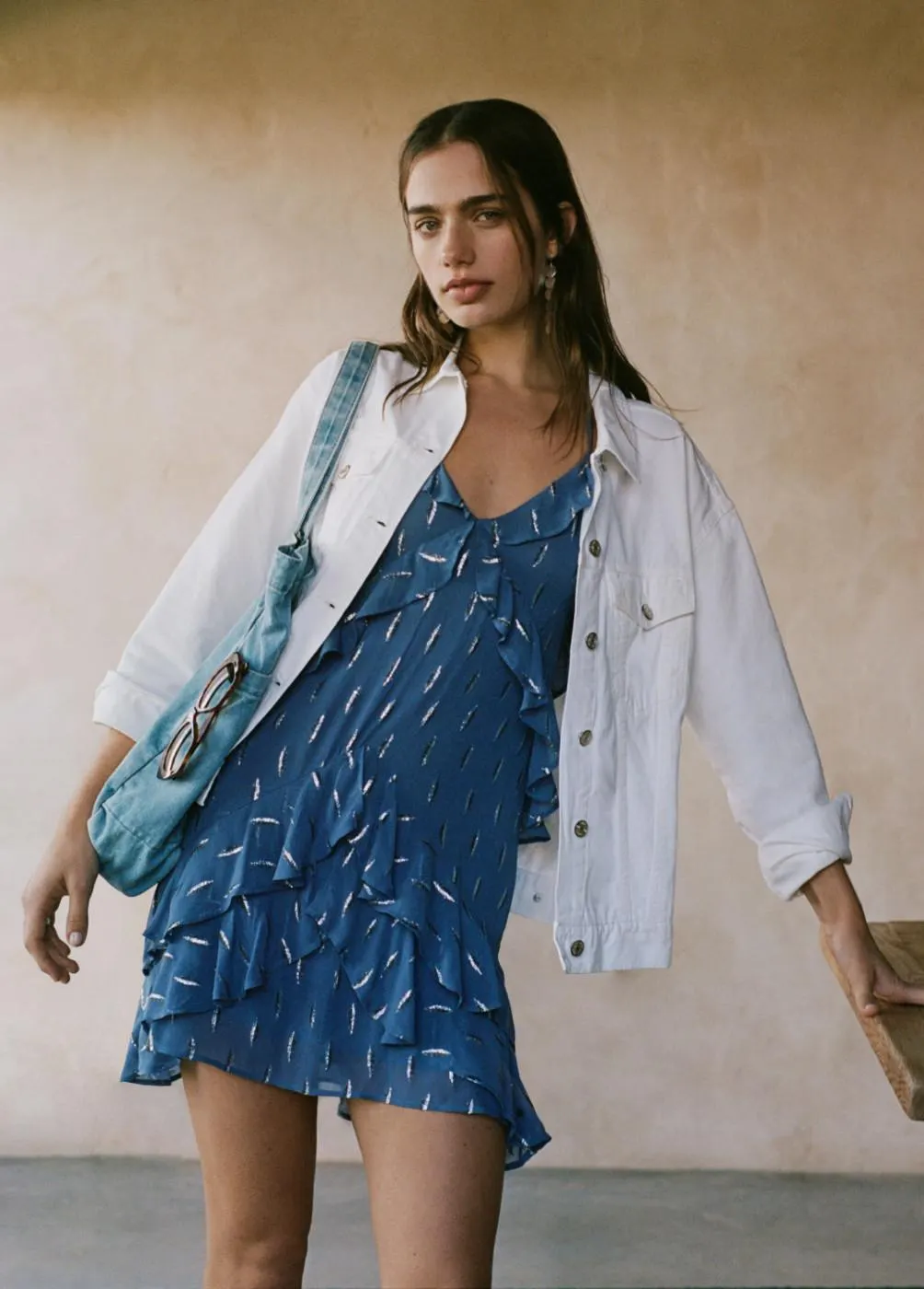 Vestido tirantes volantes brillo