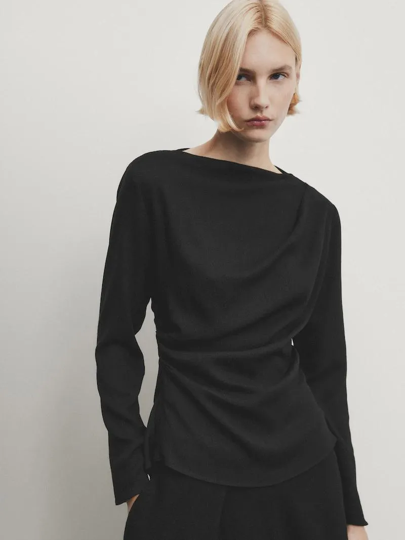 Blusa manga larga detalle drapeado