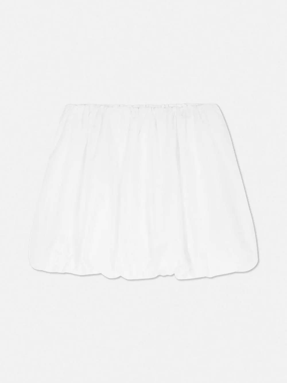 Falda con bajo abullonado