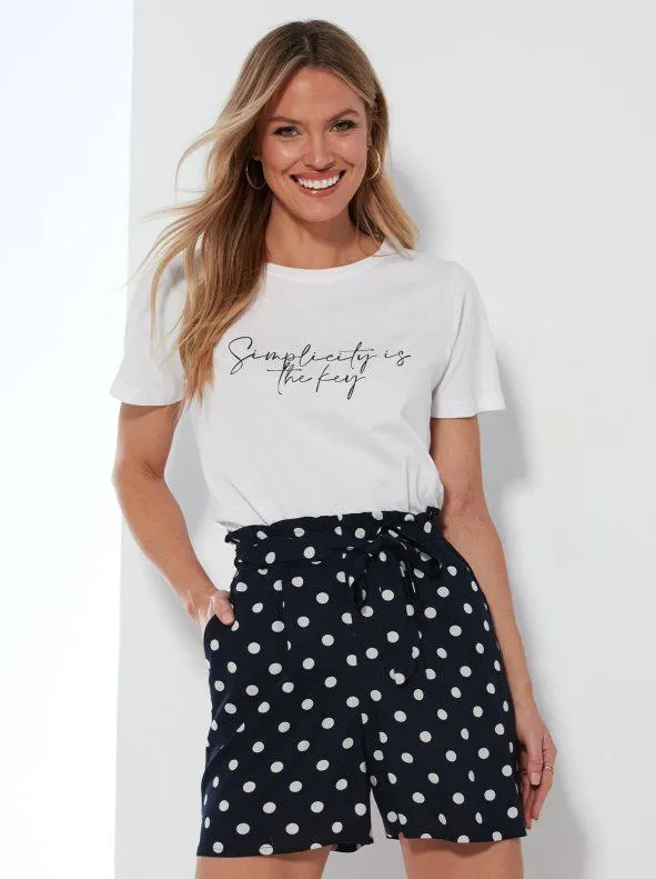 Bermudas pantalón corto topos con cinturón