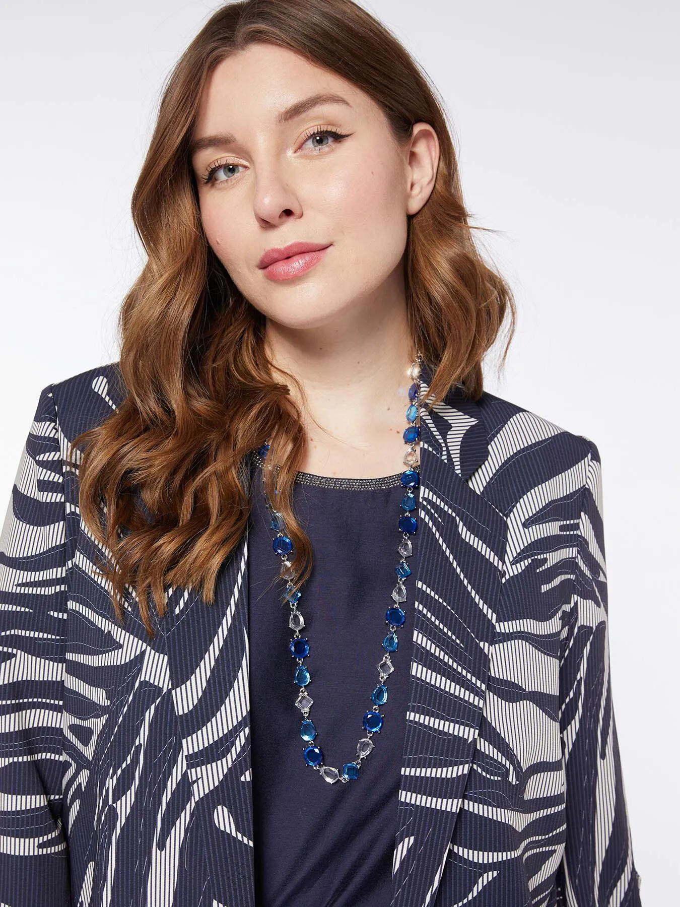 Collar con biseles celeste y azul