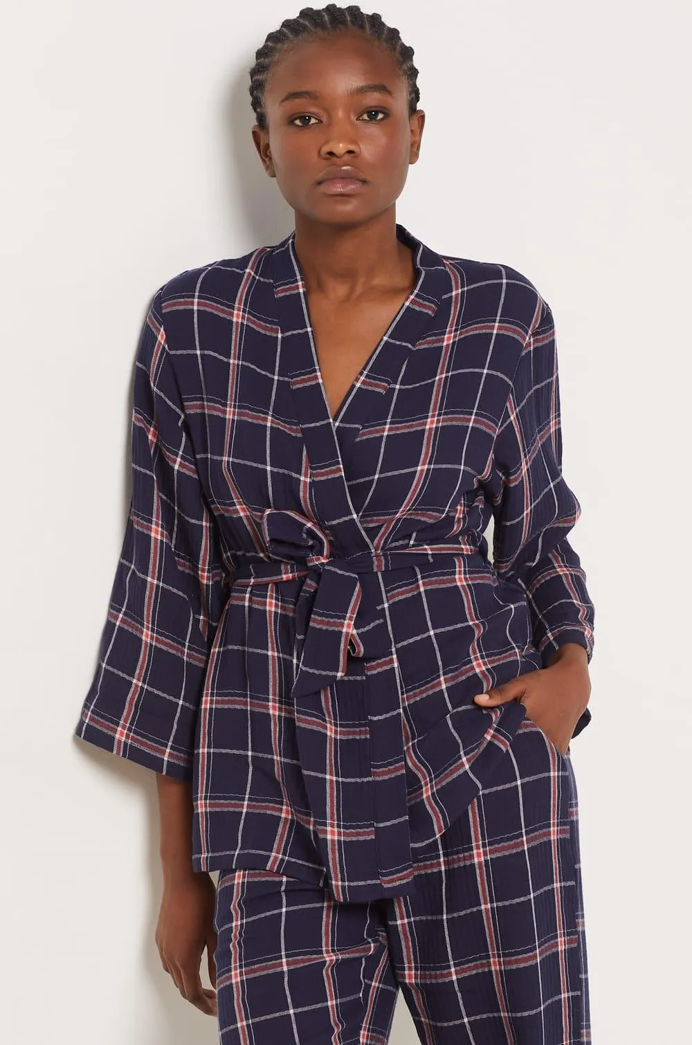 Chaqueta pijama anudada con cinturón