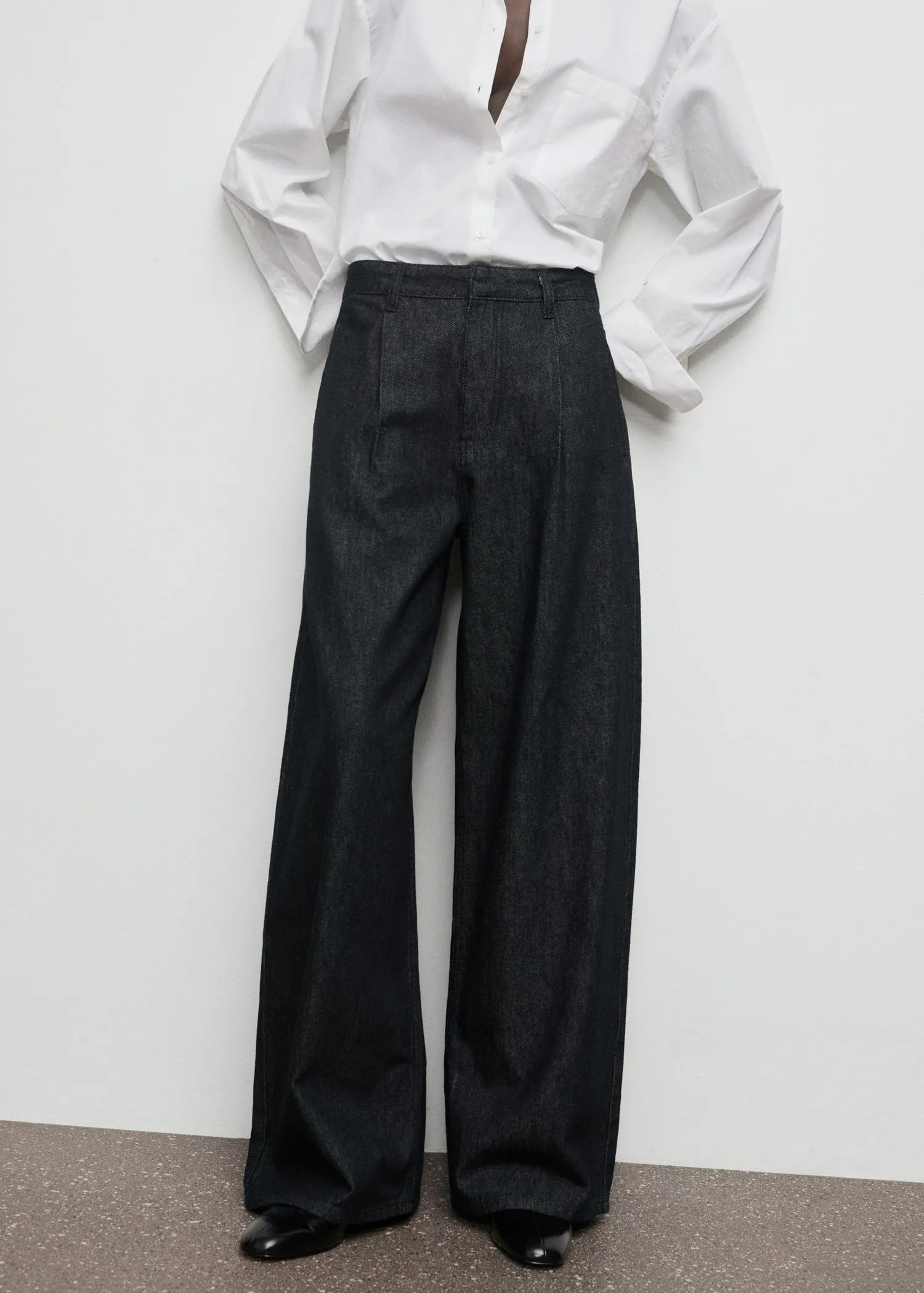 Pantalón denim wide leg pinzas