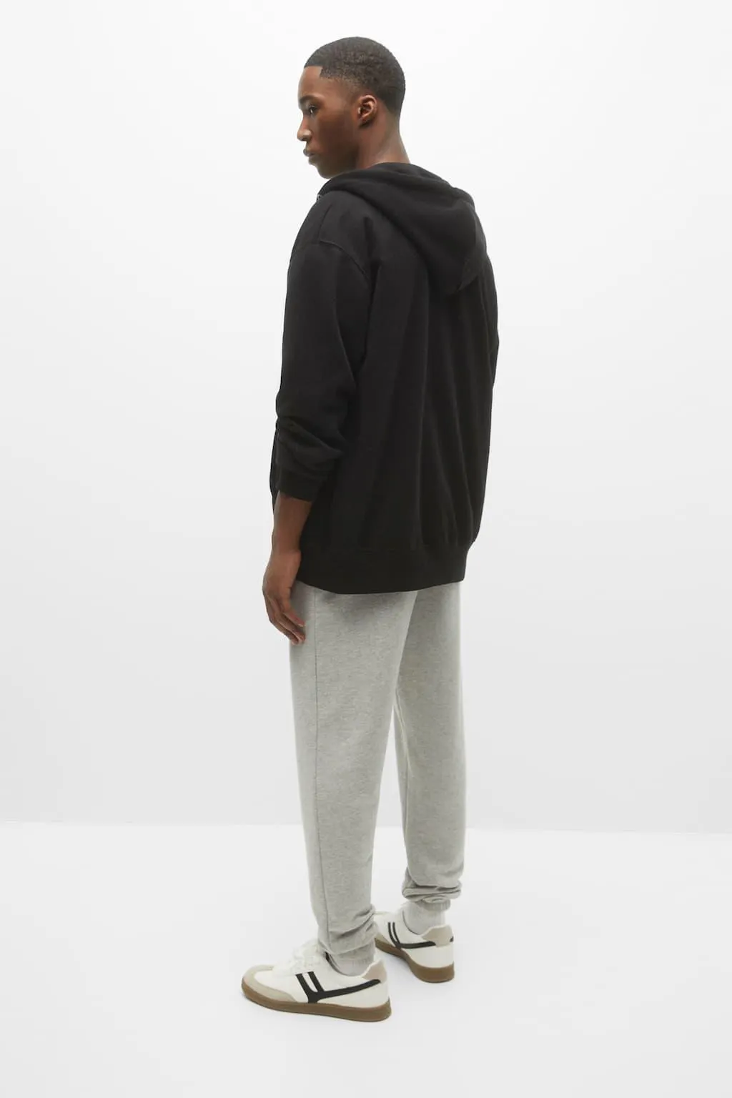 PANTALÓN JOGGER CHÁNDAL CORDÓN