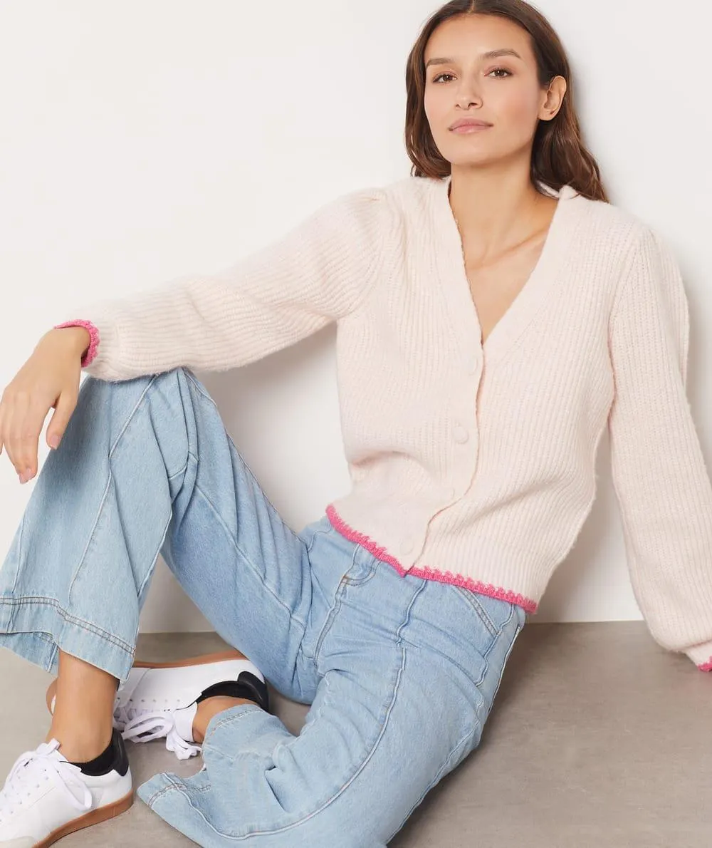 Chaqueta escote en V cierre con botones