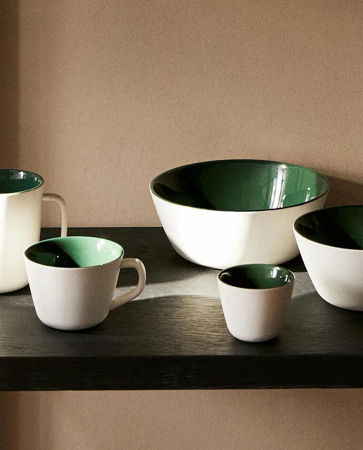 TABLEWARE 01
