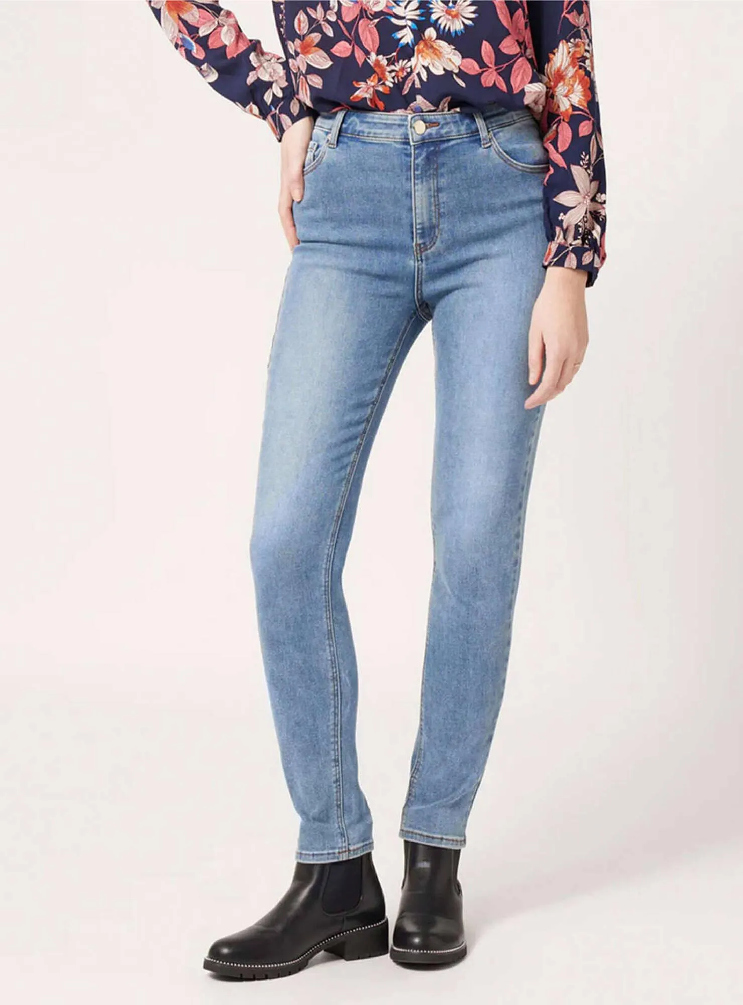 Catálogo de Catálogo Naf Naf 14 de marzo al 31 de julio 2023 - Página 2