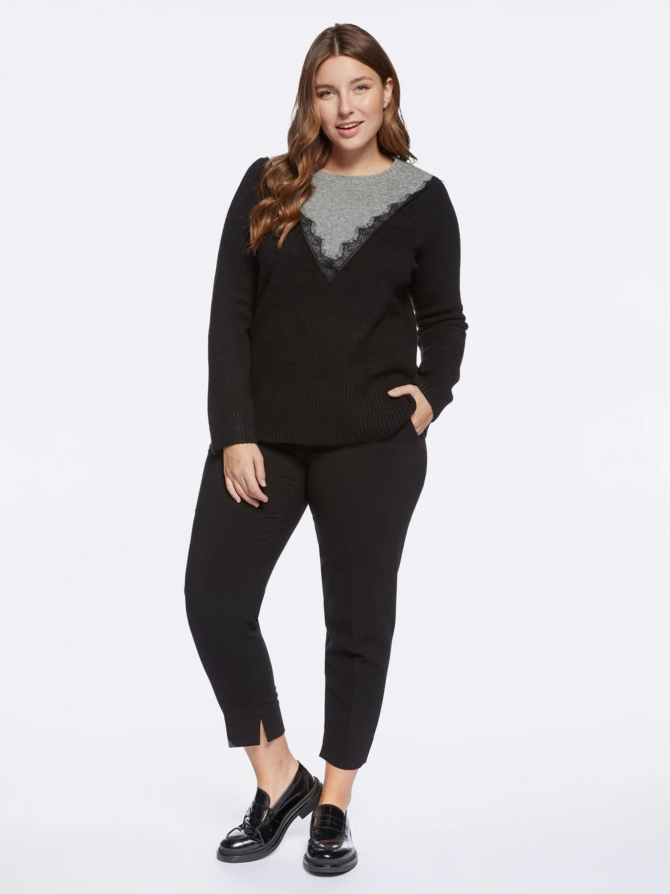 Maglia bicolore con pizzo