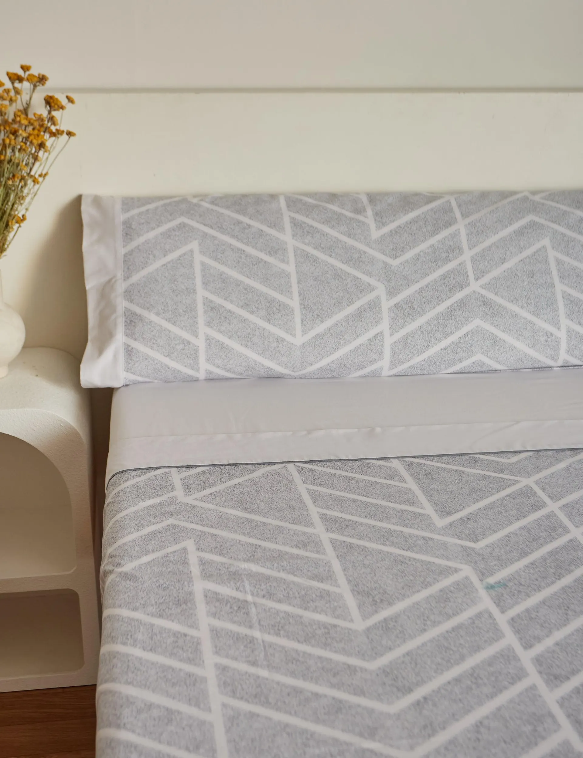 JUEGO DE SÁBANAS ANGULO