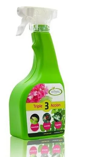 Insecticida triple Accion pulverizador