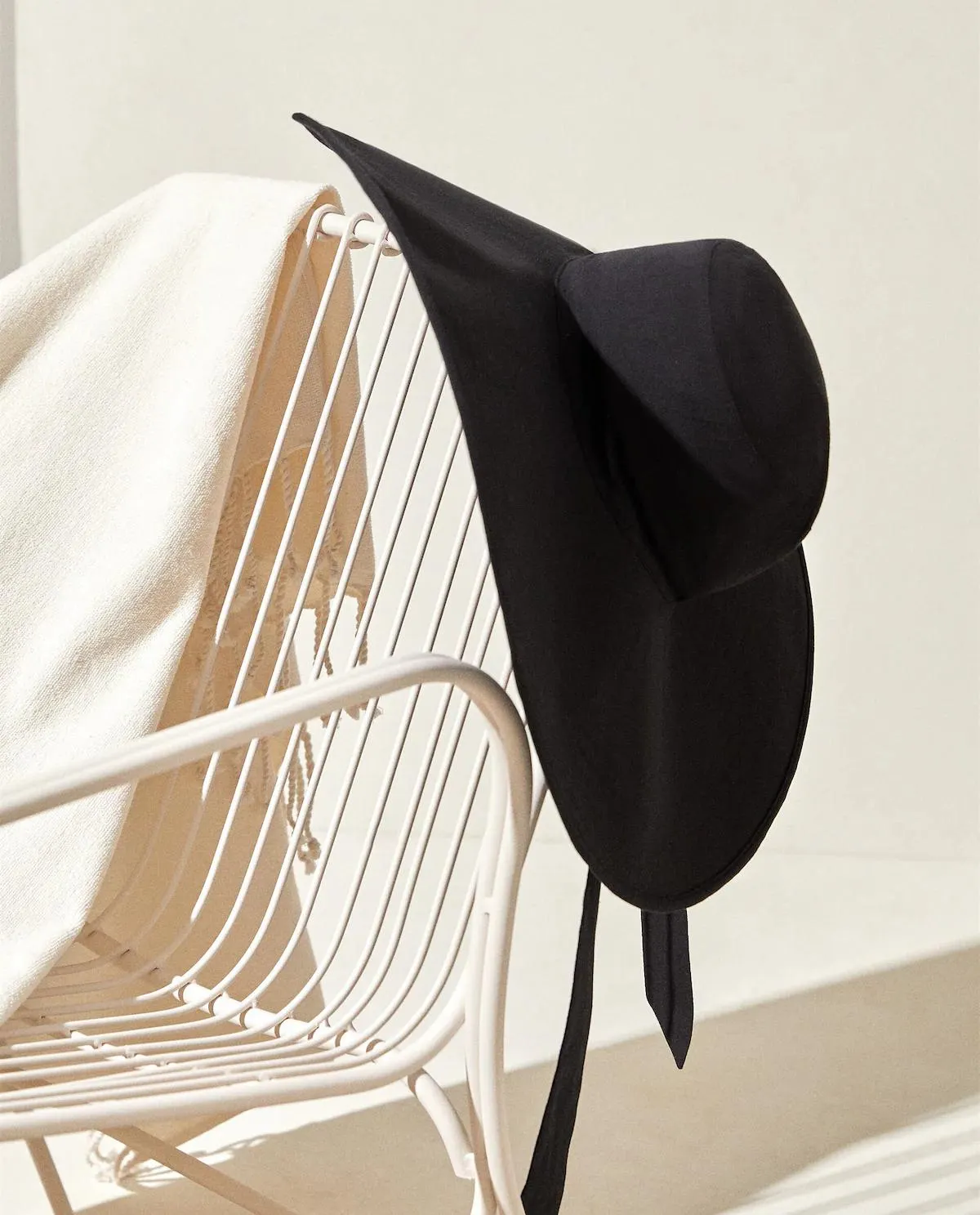 SOMBRERO PLAYA ALA ANCHA