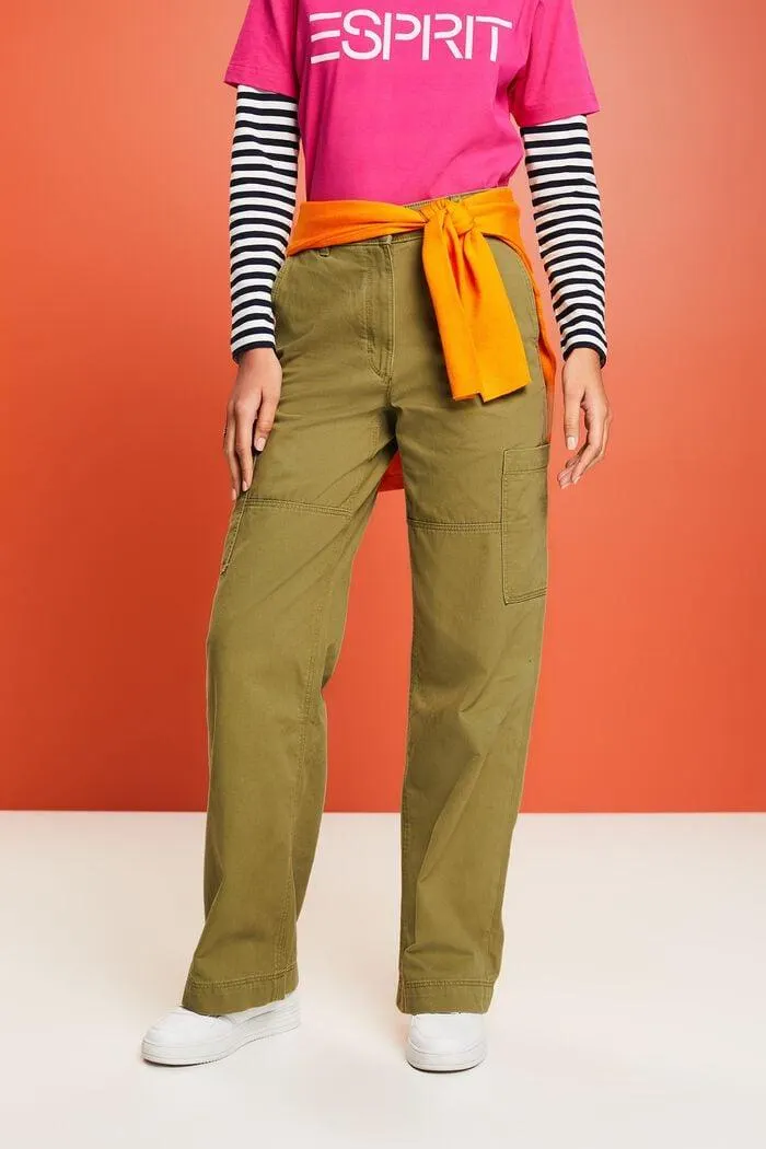 Pantalones cargo con pernera amplia