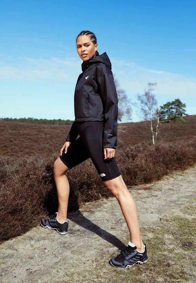 CROPPED QUEST JACKET - Chaqueta Hard shell - black