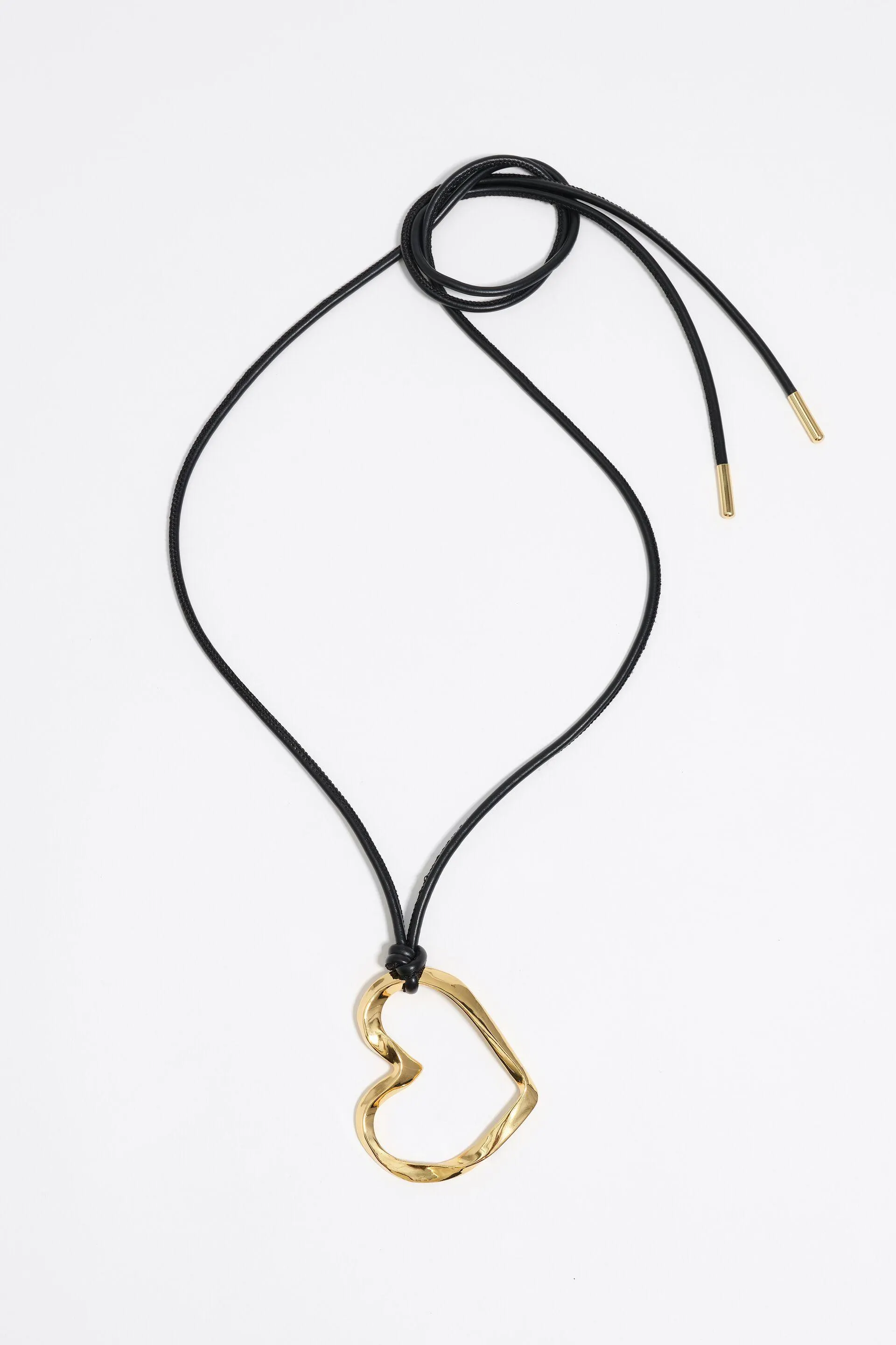 Collar corazón textura dorado