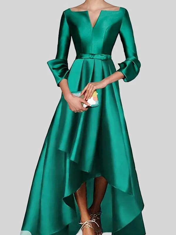 Vestido de noche Corte A Escote en V Mangas 3/4 Cremallera Tela satinada plisada Vestidos de desfile social