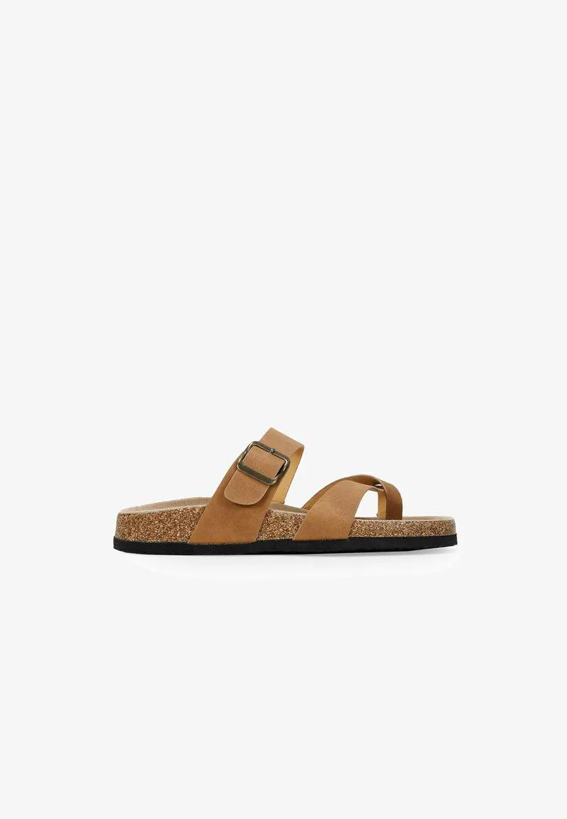 Sandalias de dedo - marron
