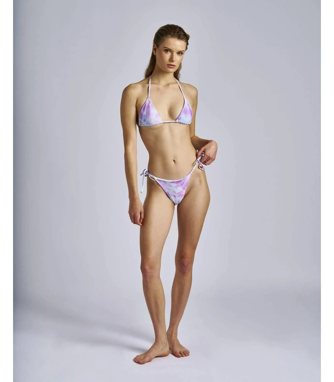Bikini cortina con tintura tye dye color lavanda