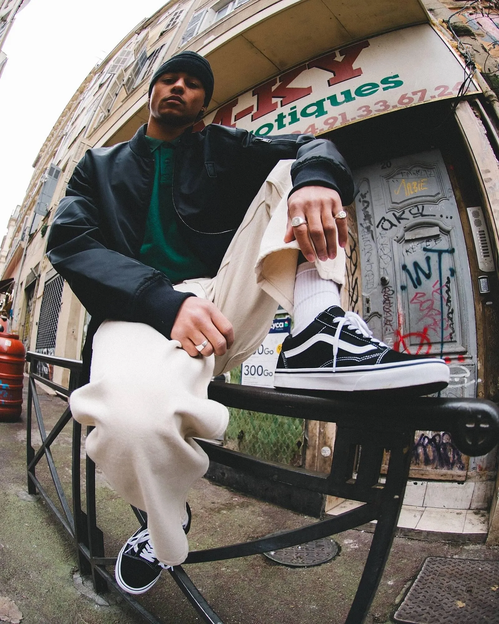 Catálogo de Folleto Foot Locker 6 de marzo al 4 de mayo 2025 - Página 3