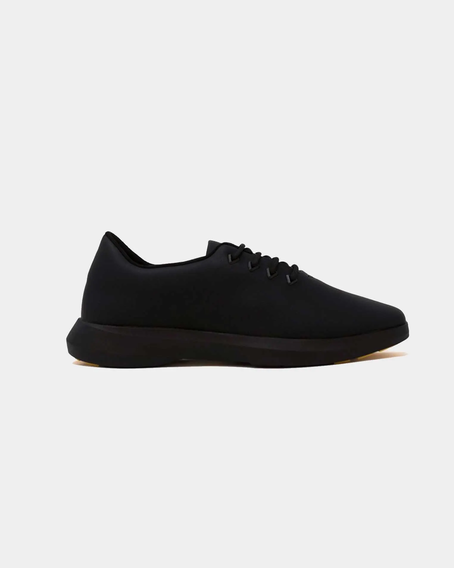 Materia Studio Black