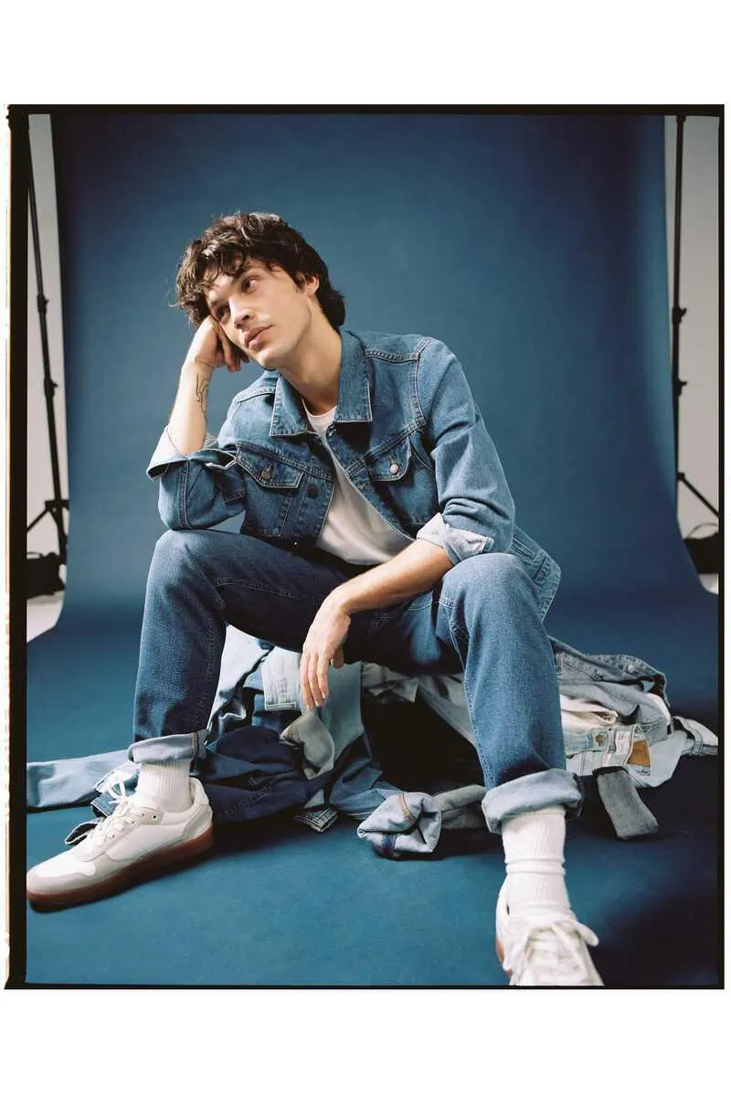 Jeans regular lavado medio oscuro