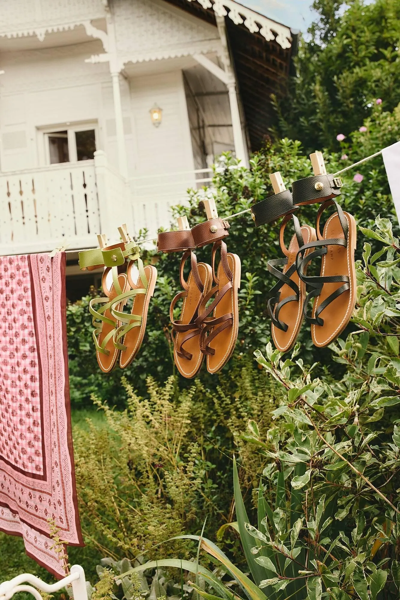 Catálogo de Folleto Longchamp 26 de marzo al 10 de mayo 2025 - Página 2