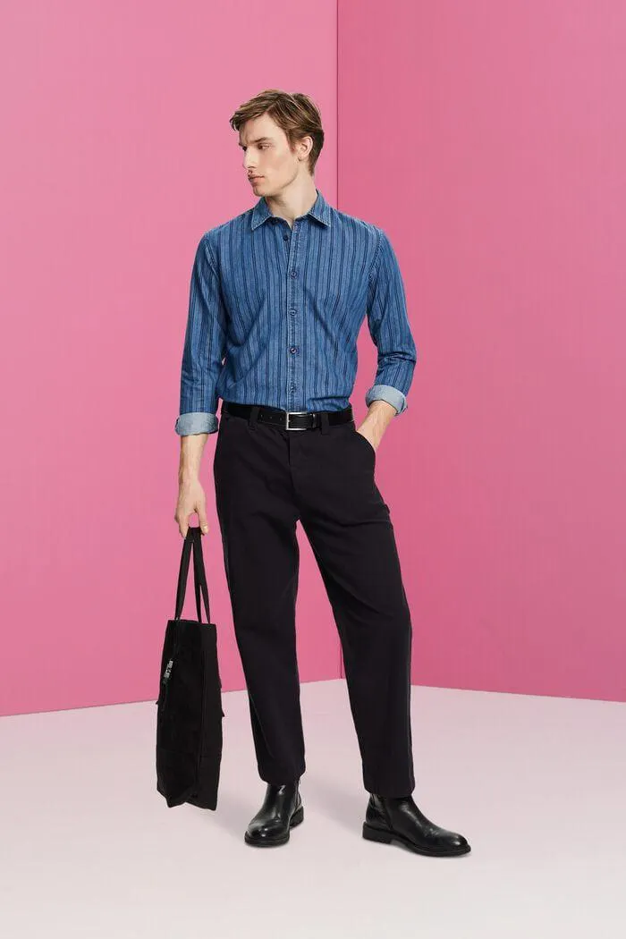 Camisa vaquera ajustada a rayas