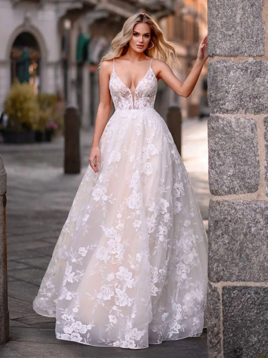 Vestido de novia de princesa A-Line con cuello en V sin mangas con tren Vestidos de novia Personalización gratuita