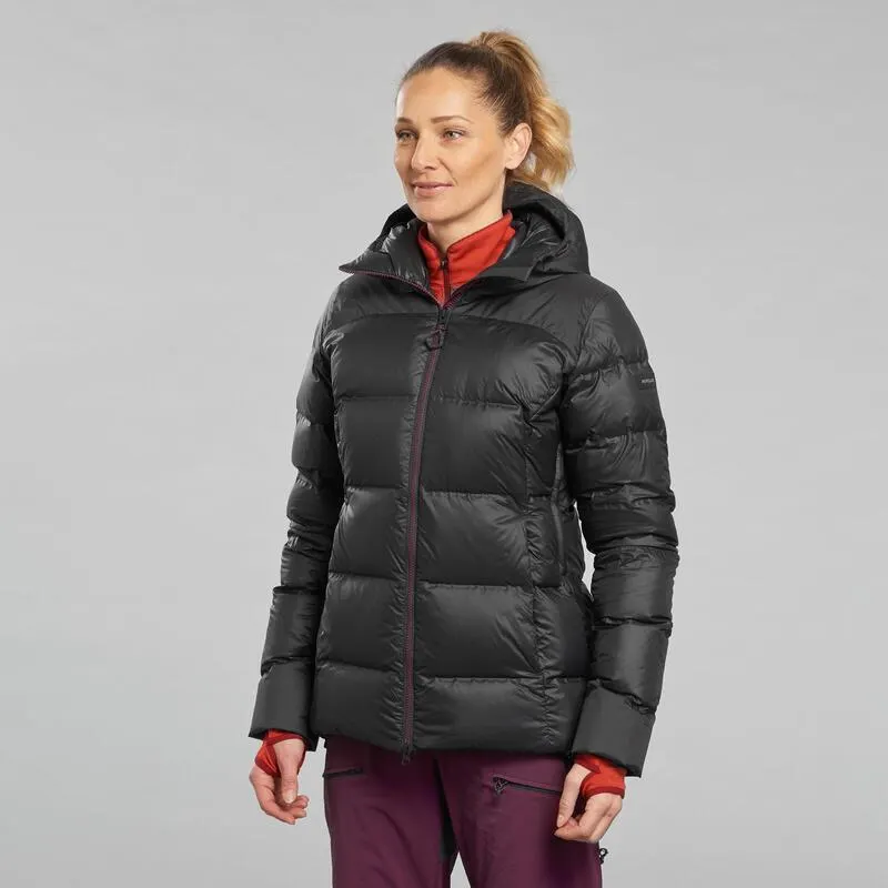 Plumífero de montaña y trekking Mujer Forclaz MT900 granate negro