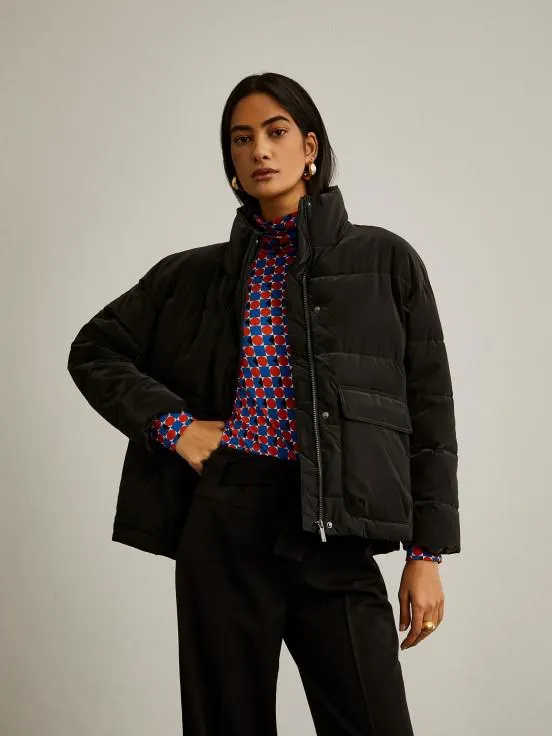 Chaqueta acolchada corta