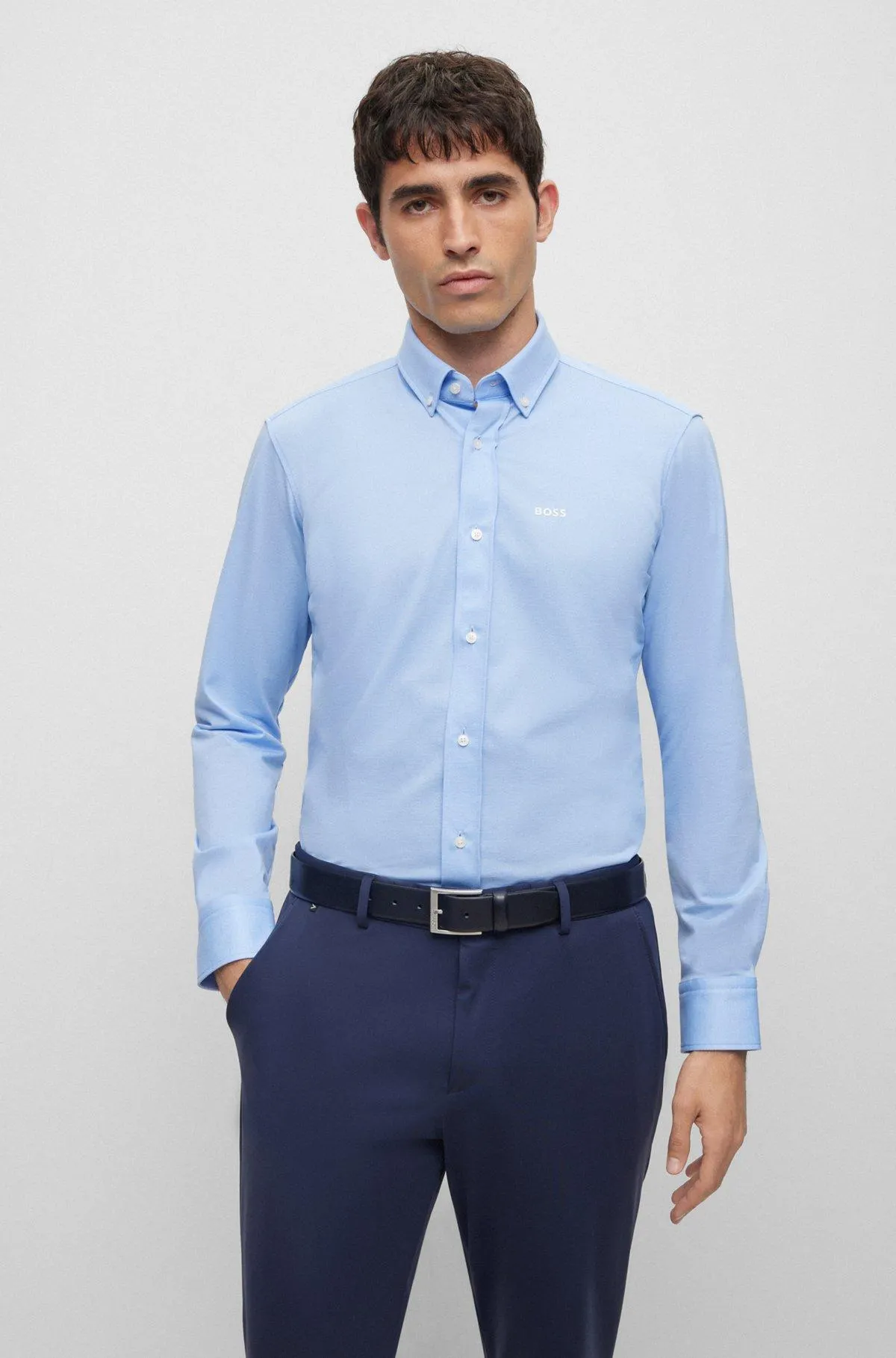 Camisa regular fit en punto de mezcla de algodón con estructura
