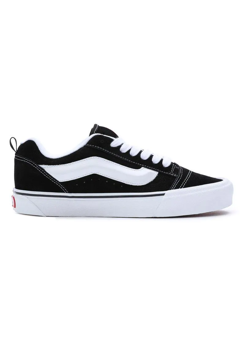 KNU SKOOL UNISEX - Zapatillas skate - black true white