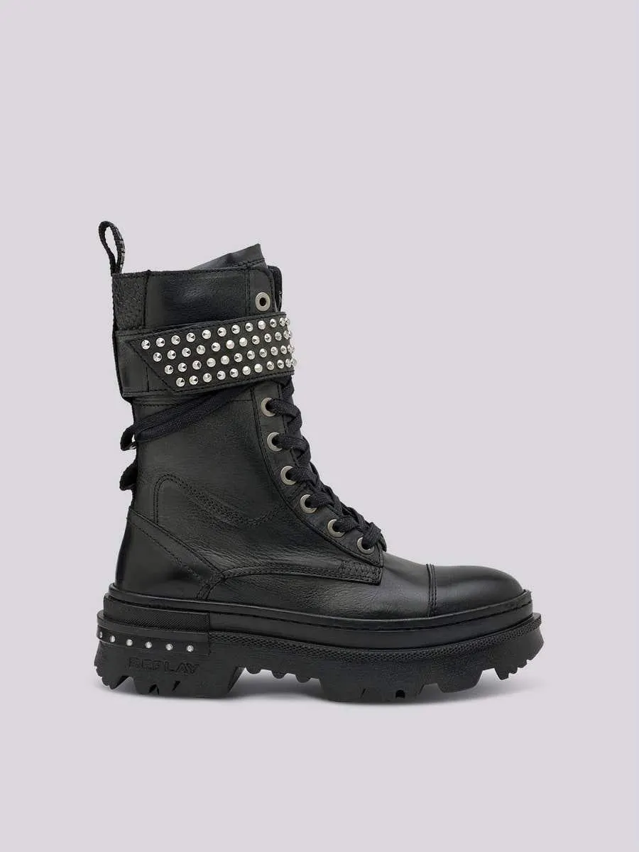 Botas con cordones y tachuelas Laser Studs