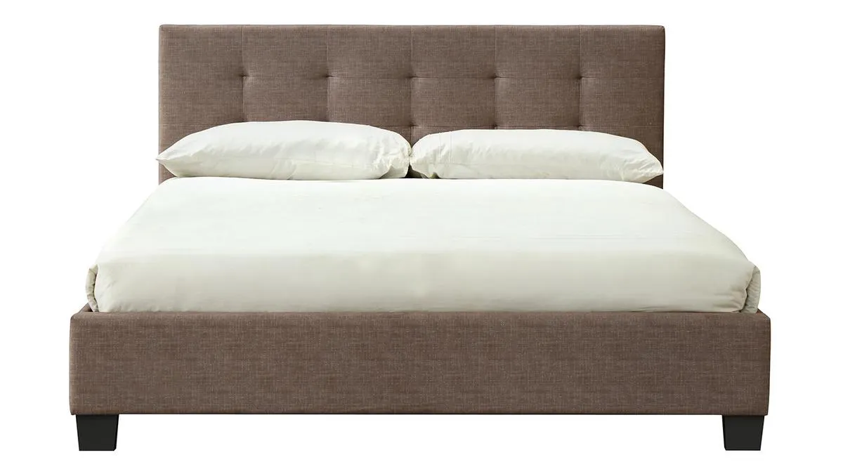 Cama 160 x 200 tela camel acolchada MARQUISE