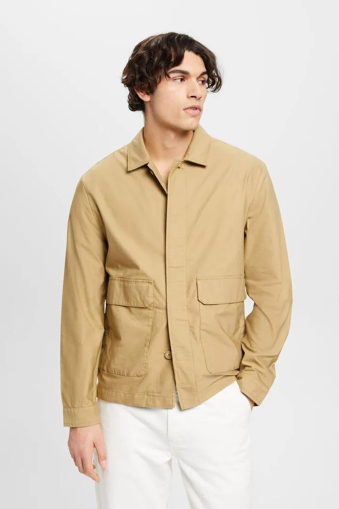 Sobrecamisa con bolsillos de solapa