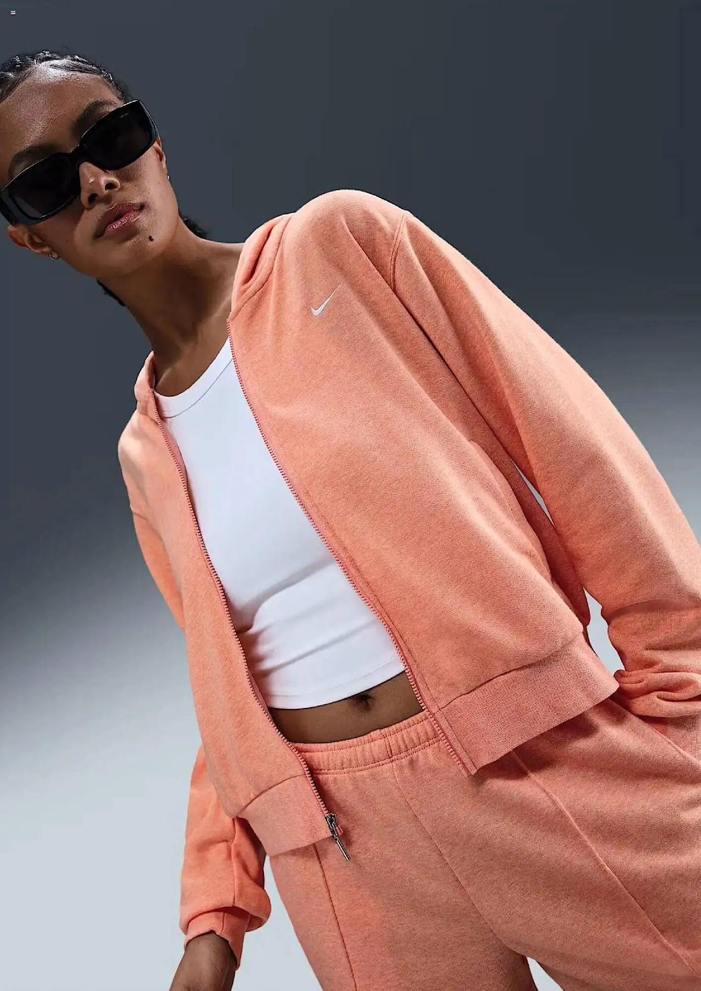 Nike Prospekt von 1. Mai bis 31. Mai 2025 - Prospekt seite 16